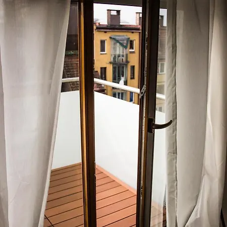 Przytulny Apartament W Centrum * ヴロツワフ