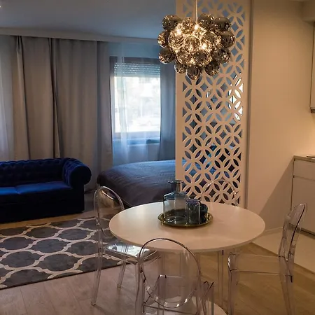 Przytulny Apartament W Centrum ヴロツワフ