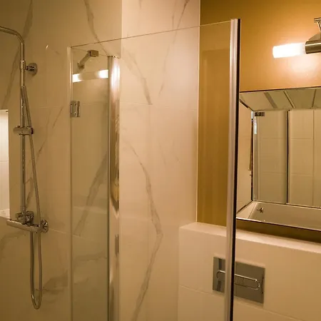 Przytulny Apartament W Centrum アパート ヴロツワフ